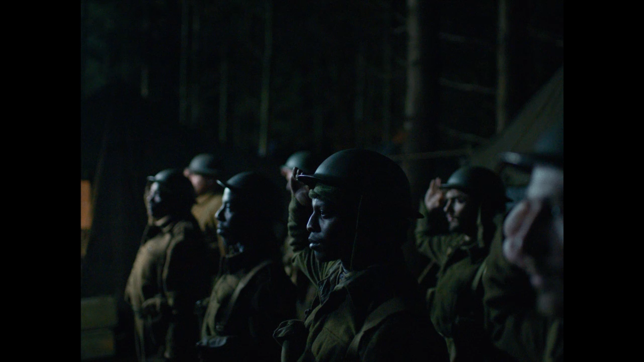 Sign and See the World